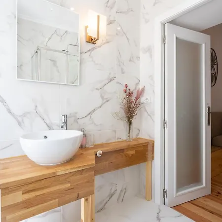 Sao Bento Cozy - By Lu Holidays * 리스본