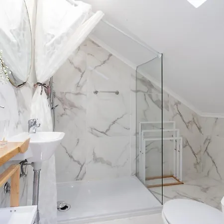 Sao Bento Cozy - By Lu Holidays Lisboa