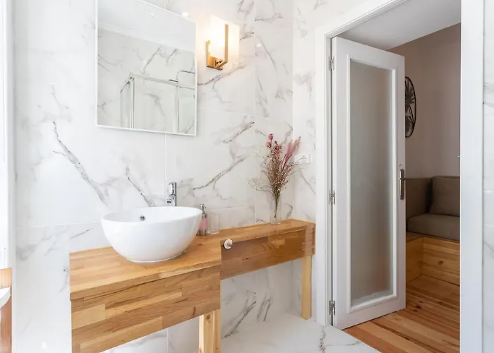 Sao Bento Cozy - By Lu Holidays * ליסבון